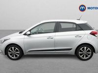 Used Hyundai i20 Premium 84 HP (61 kW) 2018 Silver Hatchback