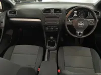 Używany VW Golf Cabriolet SE 105 KM (77 kW) 2013 Biały Kabriolet
