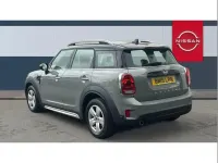 Usado Mini Cooper Countryman Classic 134 CV (98 kW) 2019 Gris SUV