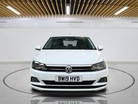 Used VW Polo SE 95 HP (69 kW) 2019 White Hatchback