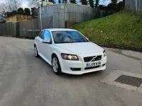 Usado Volvo C30 R-Design 100 HP (73 kW) 2009 Branco Citadino