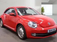 Begagnad VW Beetle Design 2014 Röd Halvkombi
