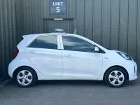 Used Kia Picanto 65 HP (47 kW) 2015 White Hatchback