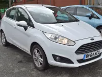 Used Ford Fiesta Zetec 82 HP (60 kW) 2014 White Hatchback