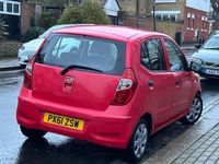 Used Hyundai i10 Classic 85 HP (62 kW) 2011 Red Hatchback