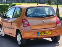 Used Renault Twingo Extreme 58 HP (42 kW) 2008 Orange Hatchback