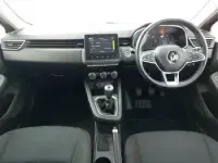 Used Renault Clio Iconic 100 HP (73 kW) 2020 Red Hatchback
