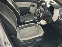 Used Renault Twingo Dynamique 70 HP (51 kW) 2015 White Hatchback