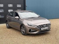 Used Hyundai i30 SE 120 HP (88 kW) 2022 Bronze Hatchback