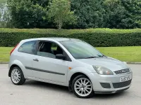Used Ford Fiesta Style 75 HP (55 kW) 2007 Silver Hatchback
