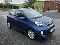 Used Kia Picanto 85 HP (62 kW) 2016 Blue Hatchback