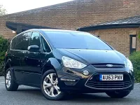 Usado Ford S-MAX Titanium 160 HP (117 kW) 2013 Preto Monovolume