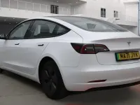 Used Tesla Model 3 Standard Range 208 kW (283 HP) 2021 White Sedan