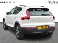 Begagnad Volvo XC40 Plus 2024 Vit SUV