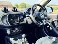 Used Smart ForFour Prime 90 HP (66 kW) 2016 White Hatchback