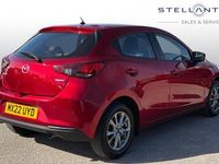 Usado Mazda 2 89 HP (65 kW) 2022 Vermelho
