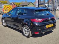 Used Renault Mégane IV Dynamique 110 HP (80 kW) 2016 Black Hatchback