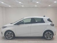 Used Renault Zoe Iconic 98 kW (134 HP) 2023 White Hatchback