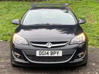 Używany Vauxhall Astra SRi 115 KM (84 kW) 2014 Czarny Hatchback