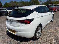 Second-hand Vauxhall Astra 125 CP (91 kW) 2016 Alb Hatchback