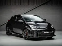 Używany Toyota Yaris 257 KM (189 kW) 2022 Czarny Hatchback