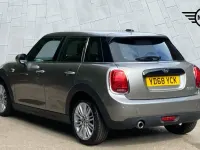 Used Mini Cooper Hatch 134 HP (98 kW) 2018 Silver Hatchback