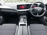 Usado Vauxhall Astra Design Edition 114 kW (156 HP) 2024 Cinzento Citadino