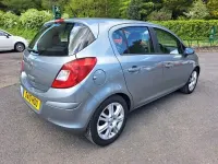 Usado Vauxhall Corsa 100 HP (73 kW) 2010 Preto Citadino