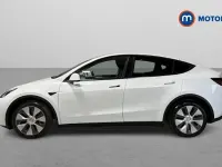 Usado Tesla Model Y Long Range AWD 286 kW (389 HP) 2025 SUV