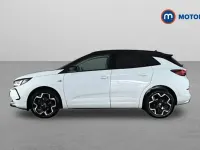 Used Vauxhall Grandland X Ultimate 131 HP (96 kW) 2023 White SUV