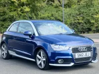 Used Audi A1 Design 105 HP (77 kW) 2012 Blue Hatchback