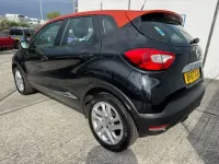 Usado Renault Captur Dynamique 90 HP (66 kW) 2017 Preto SUV