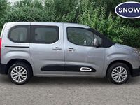 Begagnad Citroën Berlingo Feel 131 HK (96 kW) 2023 Minibuss