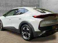 New Cupra Tavascan 210 kW (286 HP) 2026 Special metallic  white silver SUV