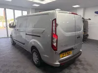 Używany Ford Transit Custom Trend 130 KM (95 kW) 2022 Srebrny Van