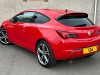 Used Vauxhall Astra GTC Edition 140 HP (102 kW) 2015 Red Hatchback
