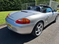 Usado Porsche 986 Boxster 252 HP (185 kW) 2002 Prateado Cabrios