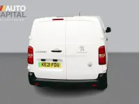 Used Peugeot e-Expert 100 kW (136 HP) 2021 White Van