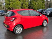 Used Hyundai i10 SE 66 HP (48 kW) 2019 Red Hatchback