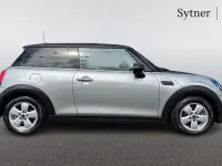 Used Mini Cooper Classic 134 HP (98 kW) 2023 Silver Hatchback