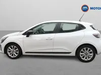 Used Renault Clio V Evolution 143 HP (105 kW) 2025 Hatchback
