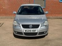 Begagnad VW Polo Match 2009 Silver Halvkombi