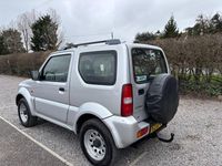Używany Suzuki Jimny 80 KM (58 kW) 2002 Srebrny SUV