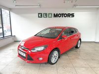 Used Ford Focus Zetec 125 HP (91 kW) 2014 Red Hatchback