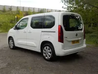 Usado Vauxhall Combo S 130 HP (95 kW) 2019 Branco Monovolume