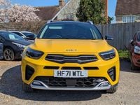 Used Kia Stonic GT-Line S 100 HP (73 kW) 2021 Yellow SUV