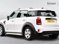 Used Mini Cooper D Countryman 148 HP (108 kW) 2018 White SUV