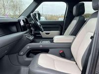 Używany Land Rover Defender HSE Dynamic 404 KM (297 kW) 2023 Szary SUV