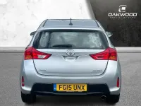 Used Toyota Auris Multidrive S 132 HP (97 kW) 2015 Silver Hatchback
