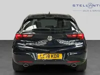 Used Vauxhall Astra SRi 197 HP (144 kW) 2019 Blue Hatchback